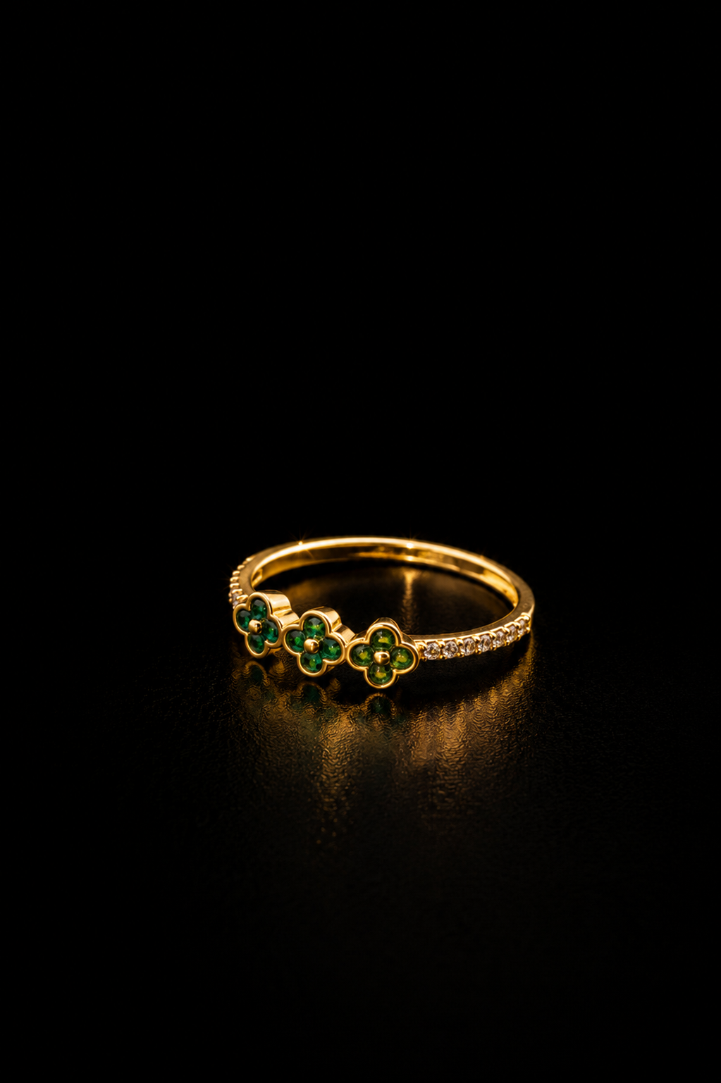 14k Gold Green Clovers Ring