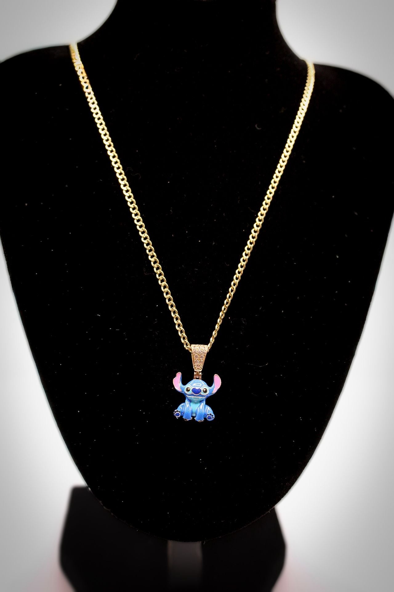 14k Cuban Chain with Stitch Pendant