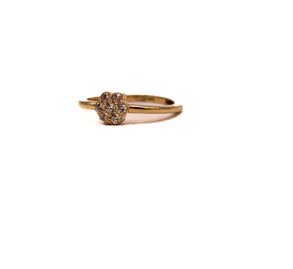 14K Gold Flower Diamond Ring.