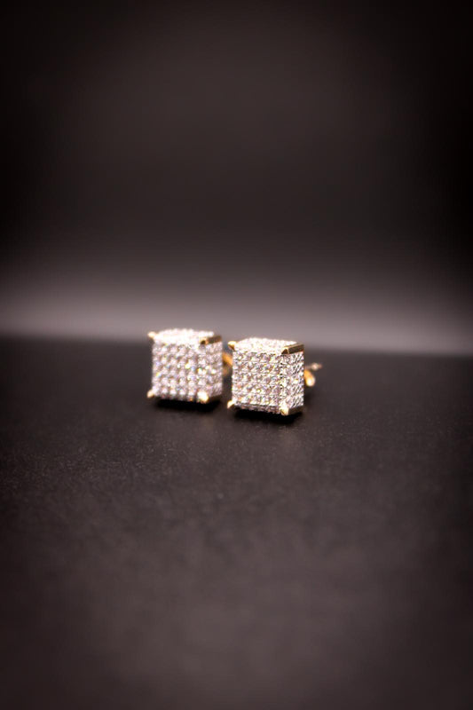 14k square yellow gold earring